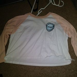 Cropped T-shirt.
